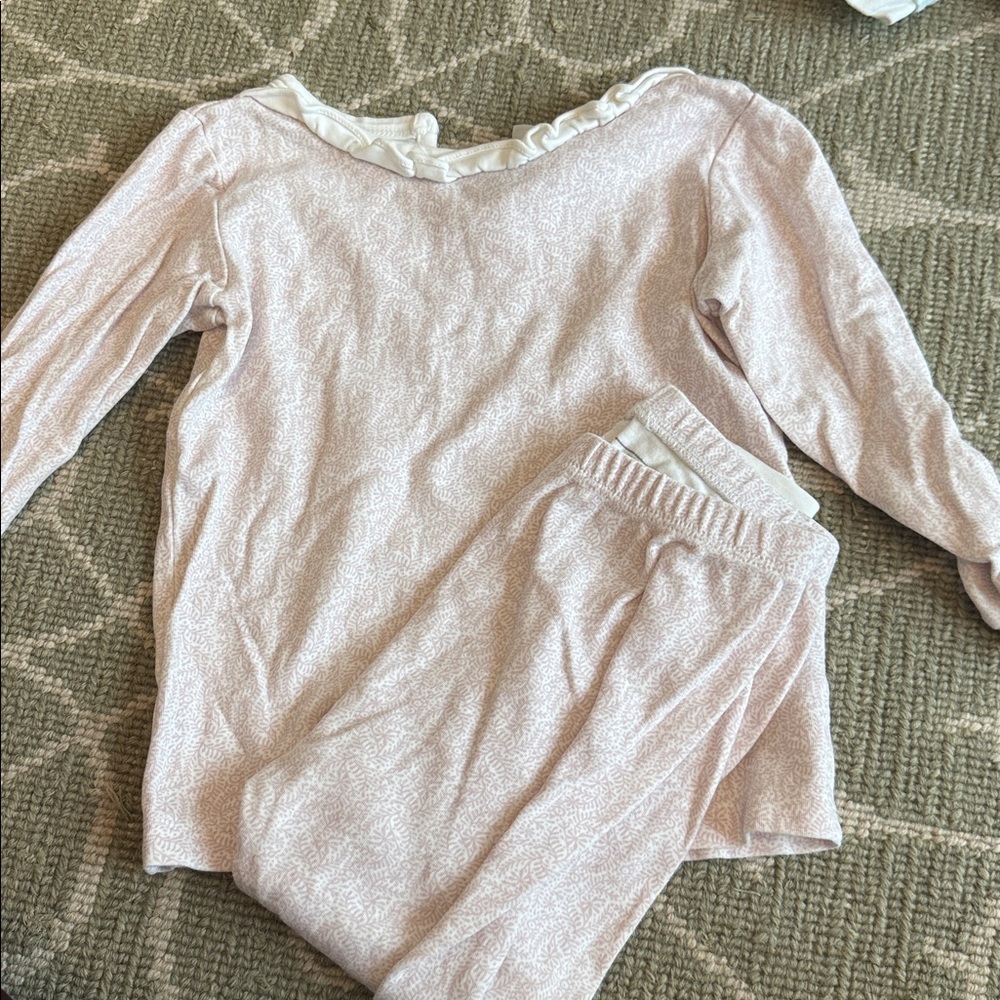 Lila and Hayes Pink Long Sleeve Pajama Set 3T